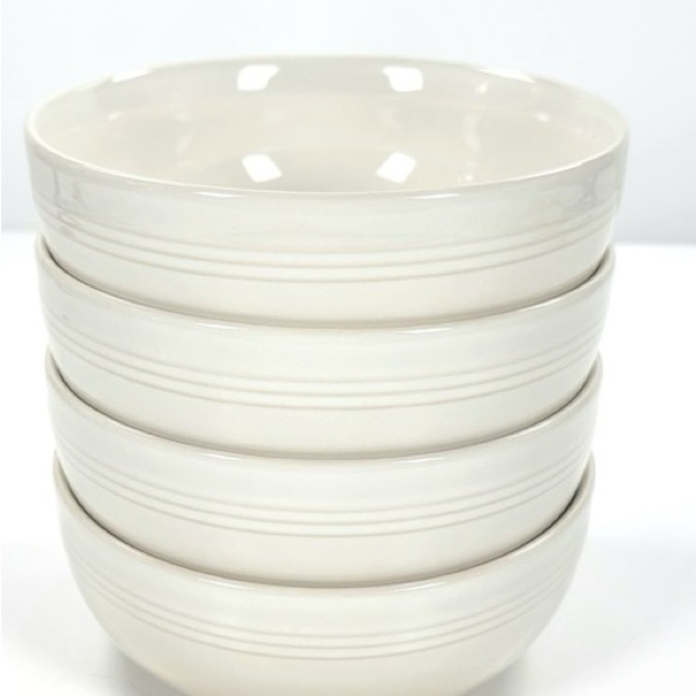 Le Creuset Set of 4 Meringue Ceramic Bowls